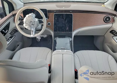 2025 Mercedes-Benz Eqe Suv 350 4Matic z USA, uszkodzony, nr VIN 4JGGM1CB8SA059781